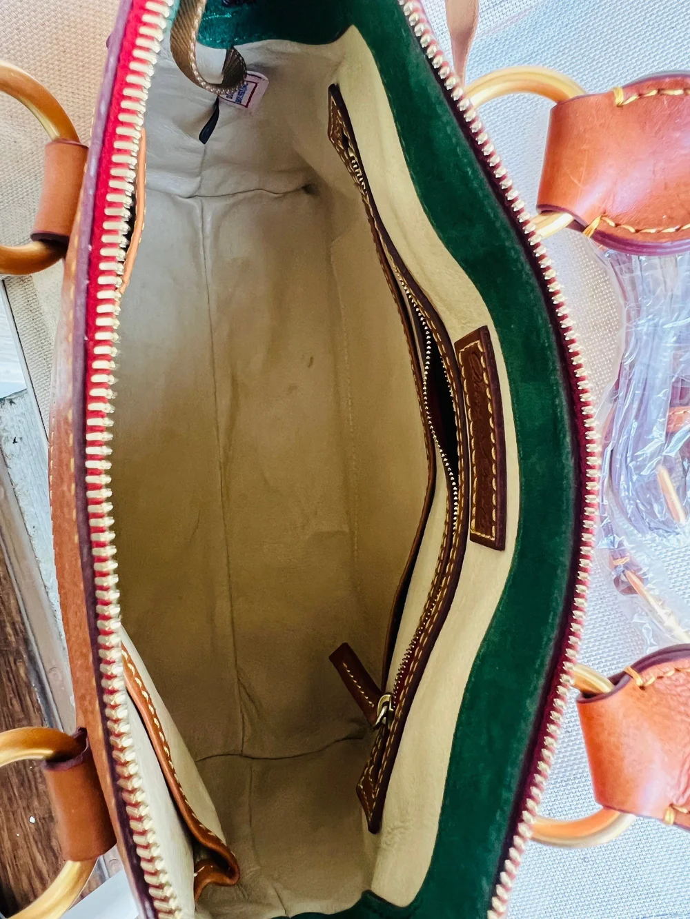 NWT Dooney & Bourke Florentine Cameron Leather Satchel (458$ Retail)